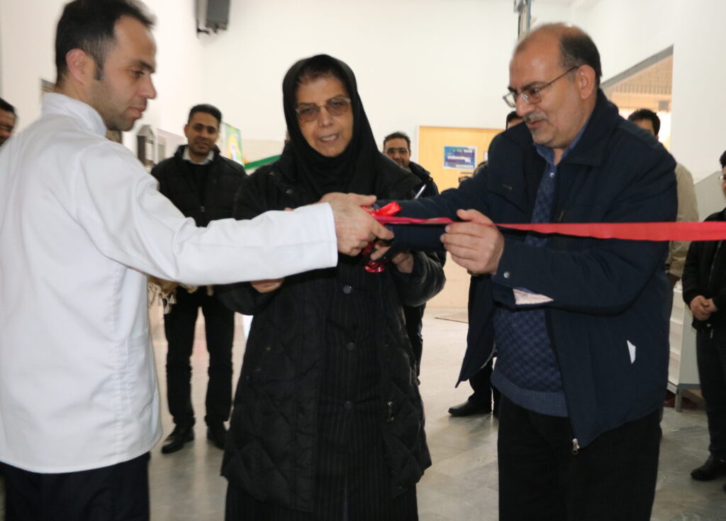 برنامه افتتاح نمایشگاه کتاب در داروسازی فارابی